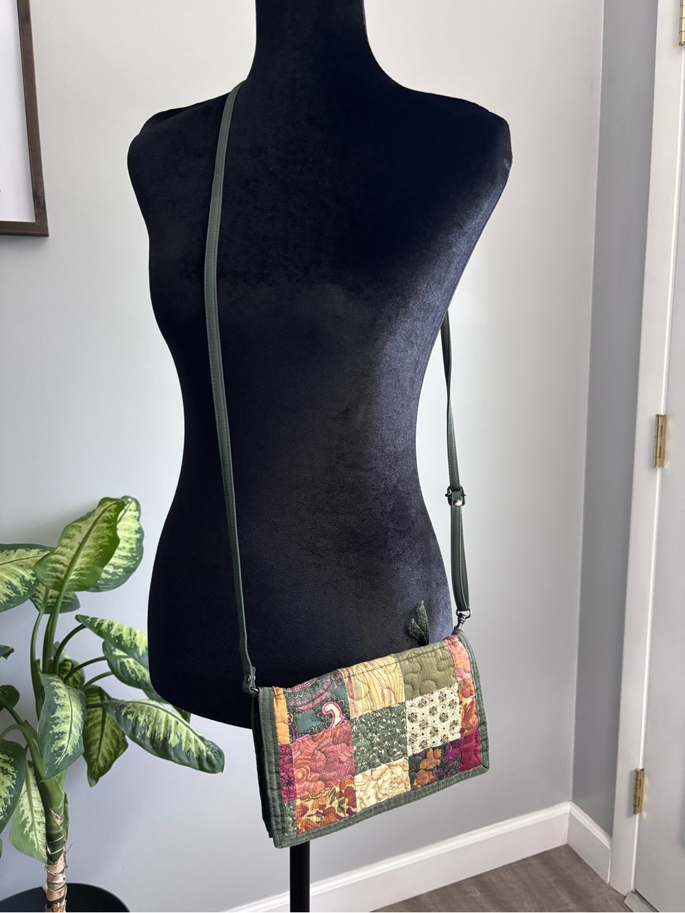 Quilted Patchwork Crossbody Bag in Green Patchwork